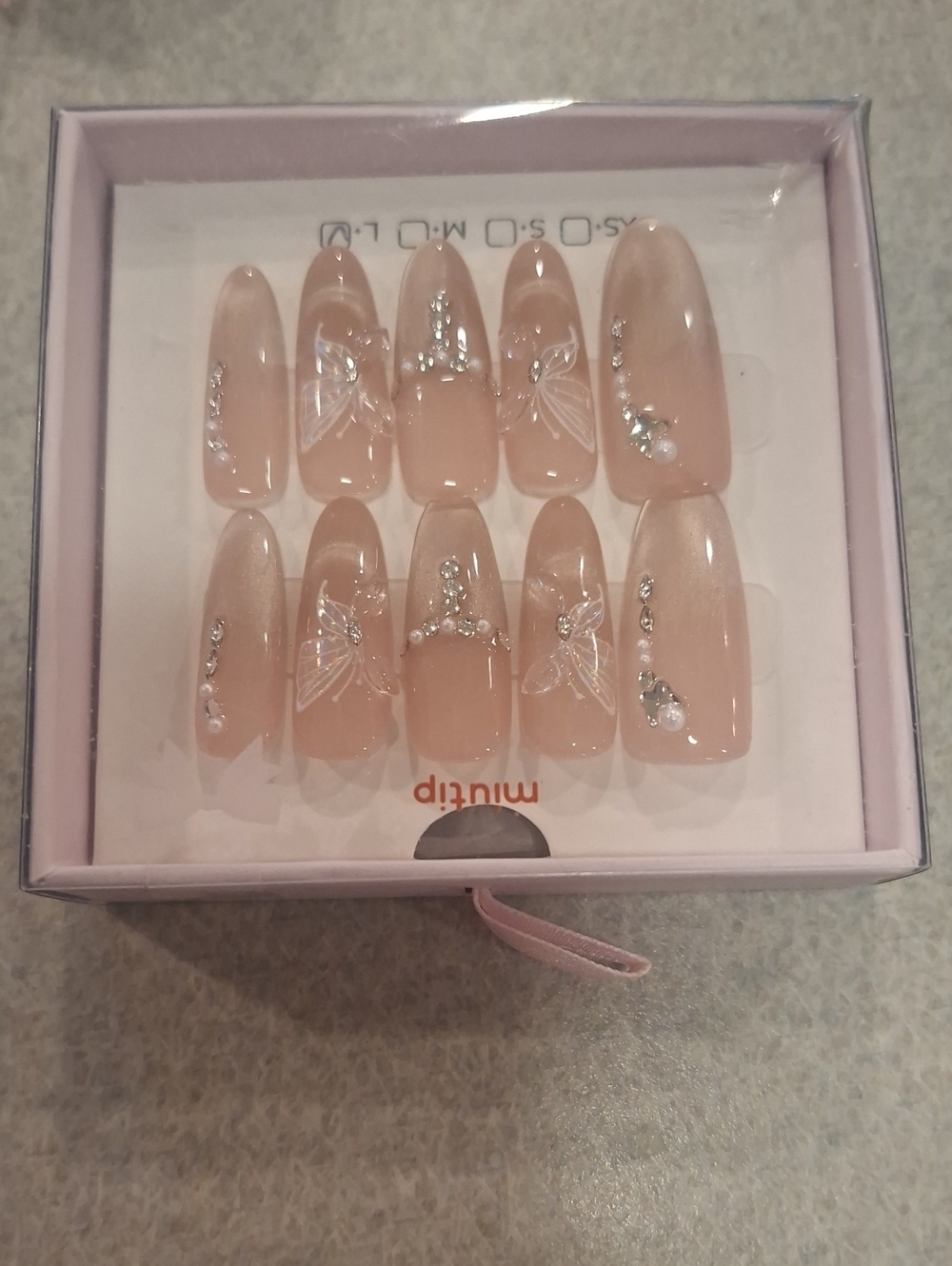 Mitrip Nude Pink Crystal Butterfly Press-On Nails - Picture 1 of 3